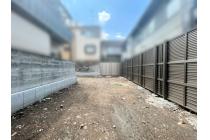 【現地土地写真】土地面積169.51㎡、約51.27坪のゆとりある敷地。建築条件なしの売土地です。