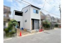 2026年8月完成予定の新築戸建。現地では敷地や建物位置をご確認いただけます。