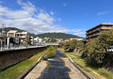 芦屋川のエリアまで徒歩12分（960m）芦屋の自然景観が美しい芦屋川畔