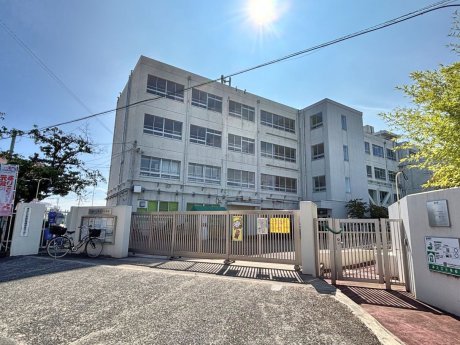 市立津之江小学校まで649m　徒歩9分