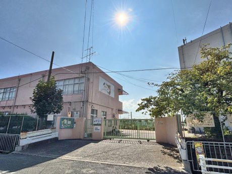 市立津之江幼稚園まで535m　徒歩7分