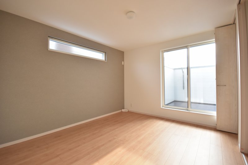 2階7.5帖　クローゼット付き☆アクセントクロスがおしゃれです。