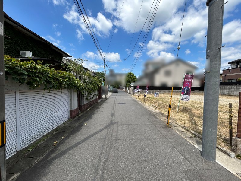 前道約5.6ｍ(西向き)