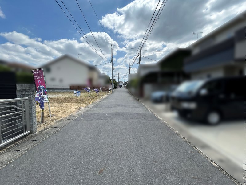 前道約5.6ｍ(東向き)