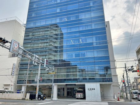 立花病院まで400ｍ　徒歩6分