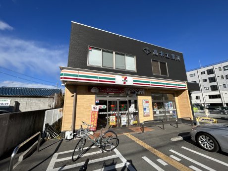 セブンイレブン高槻城西町店まで803m