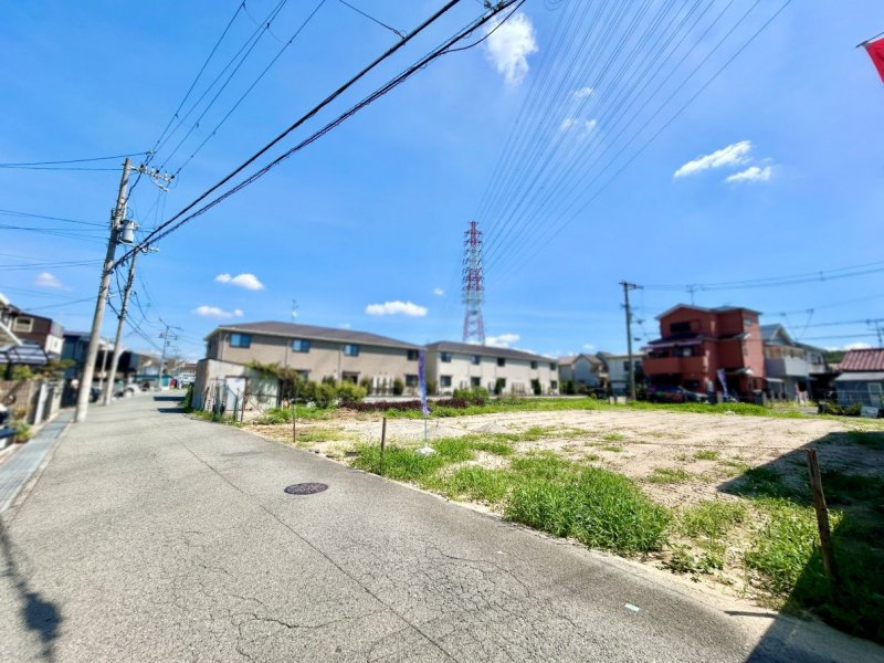 前面道路含む北側から見た現地（2025年9月）