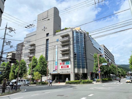 ラクト山科ショッピングセンターまで1054m