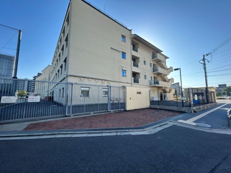 はすはな小学校まで750ｍ　徒歩10分