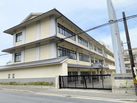 西陣中央小学校　徒歩12分
