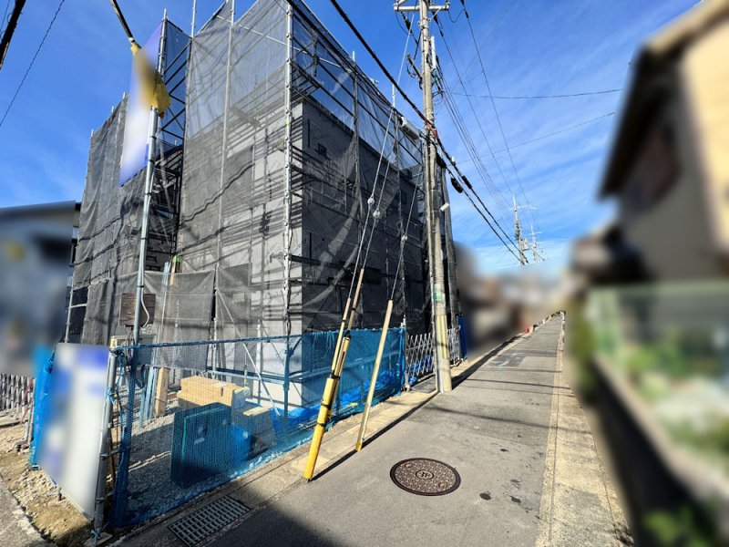 ②号地建築中外観(2025年12月撮影)