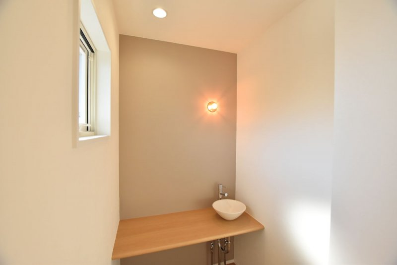 2階洋室7.5帖の南側スペース(パウダールーム等にご活用ください！)