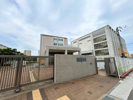 湊翔楠中学校まで徒歩14分(1120m)