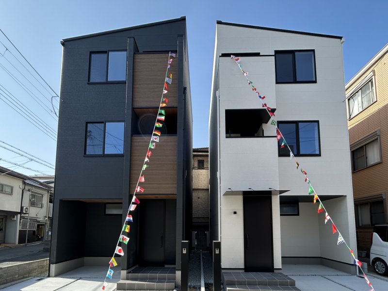 駅から少し離れた落ち着いた住環境。交通量や生活音が気になりにくく、子どもとの毎日を穏やかに安心して過ごせます。