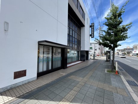 京都中央信用金庫竹田南支店まで730m