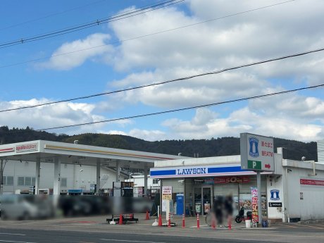 ローソン MK山科ボウル前店　徒歩4分