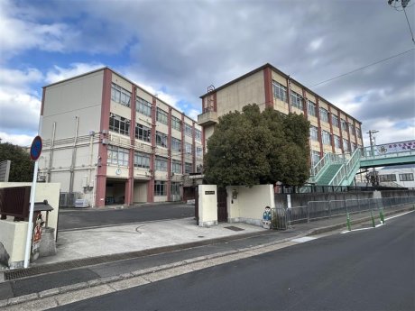 京都市立百々小学校　徒歩11分
