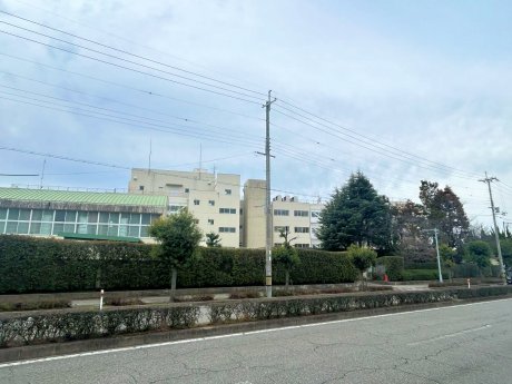宝塚市立高司中学校まで719m　徒歩9分