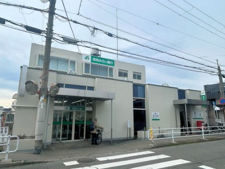 関西みらい銀行宝塚支店まで495m　徒歩7分