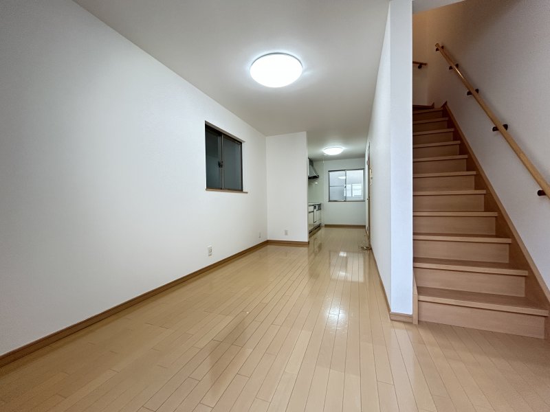 道路からの視線も気になりにくくプライバシーも守られやすい2階リビング。