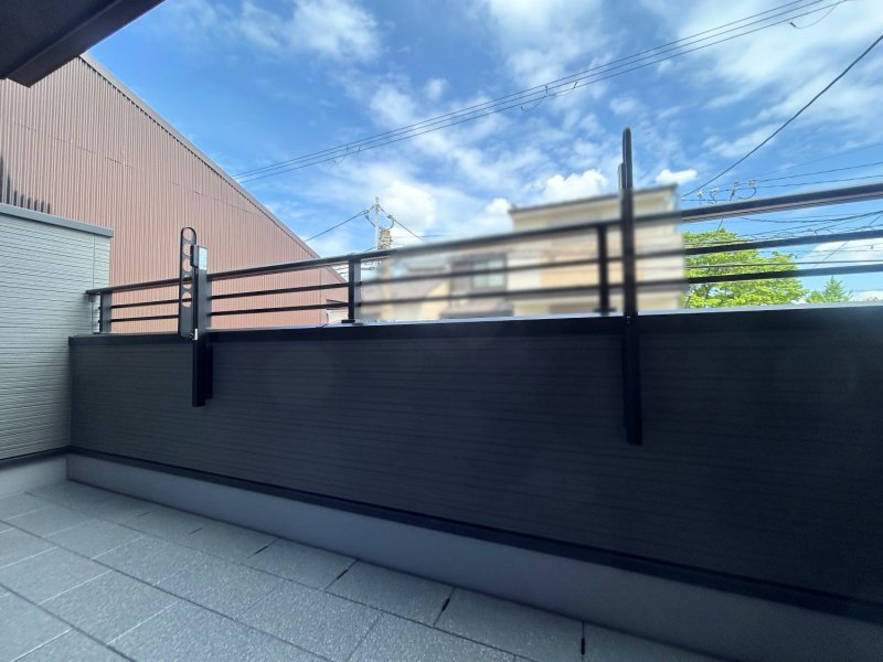 【2階バルコニー】