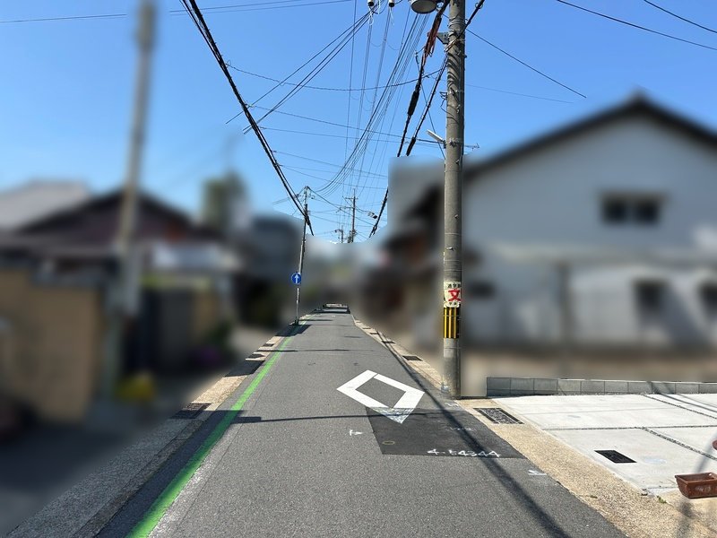 前面道路幅員約4.92ｍ～約5.89ｍ 。間口約4.73ｍ
