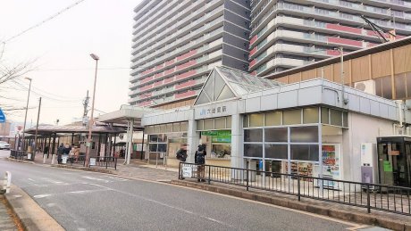 JR六地蔵駅　徒歩17分　1300ｍ