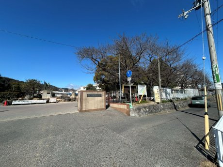 大津市立膳所小学校まで647m