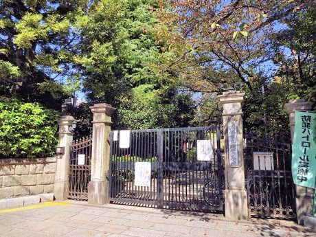 翔鸞小学校　徒歩2分　90ｍ