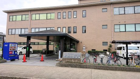 宇治市西宇治図書館まで550m