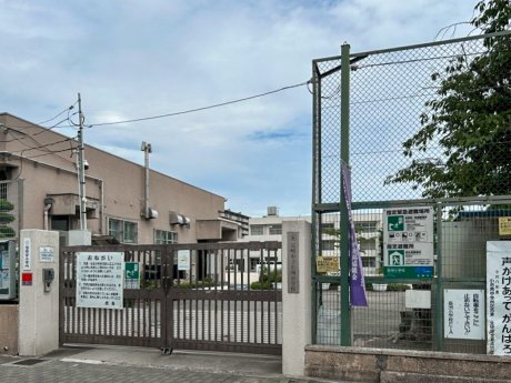 尼崎市立長洲小学校まで450ｍ　徒歩6分