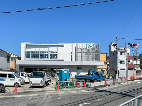 JAたかつき如是支店まで800ｍ　徒歩12分