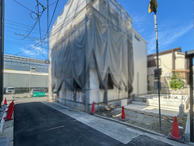 前面道路含む現地外観写真(2026年10月撮影)