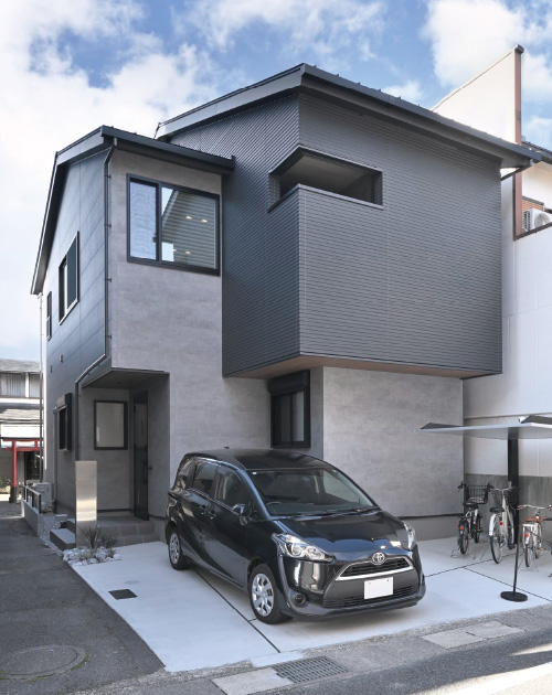 暖かさがつなぐ、家族が自然と集う住まい。