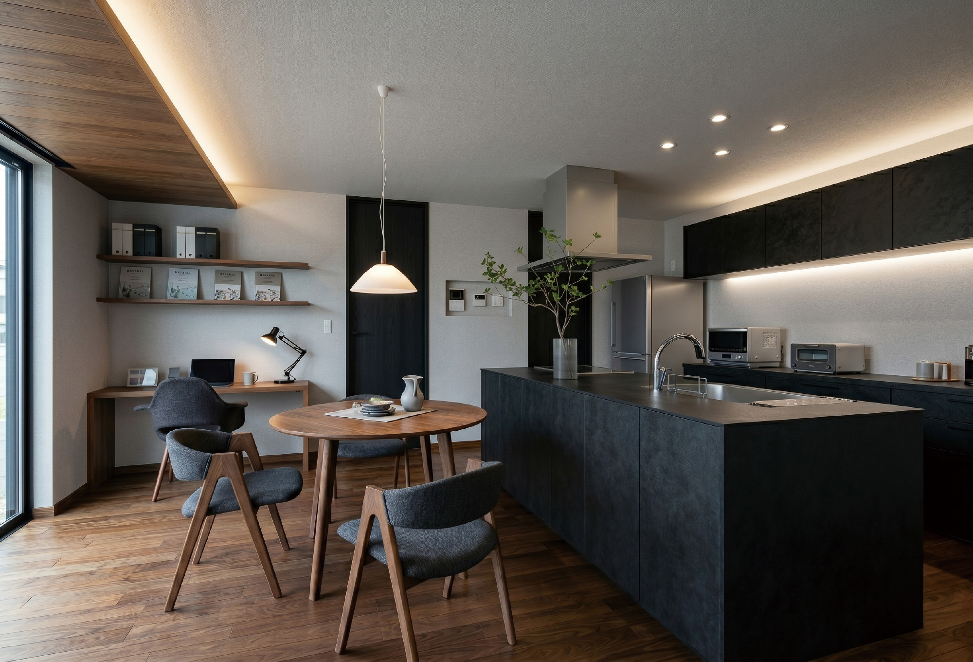 INTERIOR DESIGN 34 心地よいやすらぎのナチュラル空間。