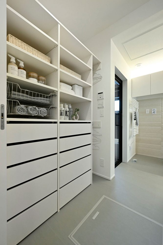 クローゼットの施工事例 3 クローゼットの施工事例