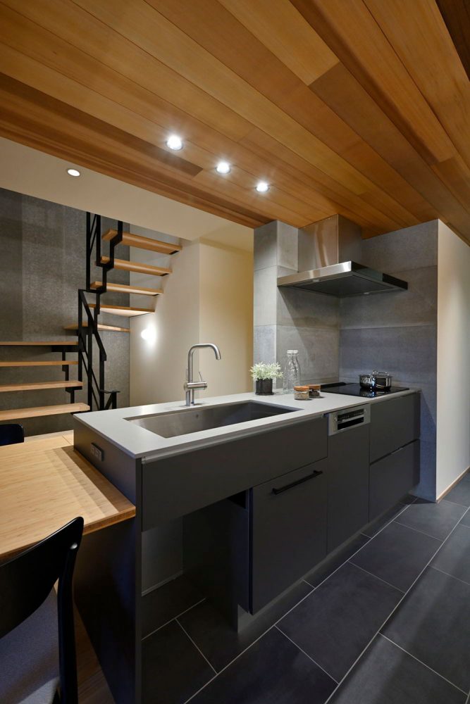 キッチンの施工事例 2 キッチンの施工事例