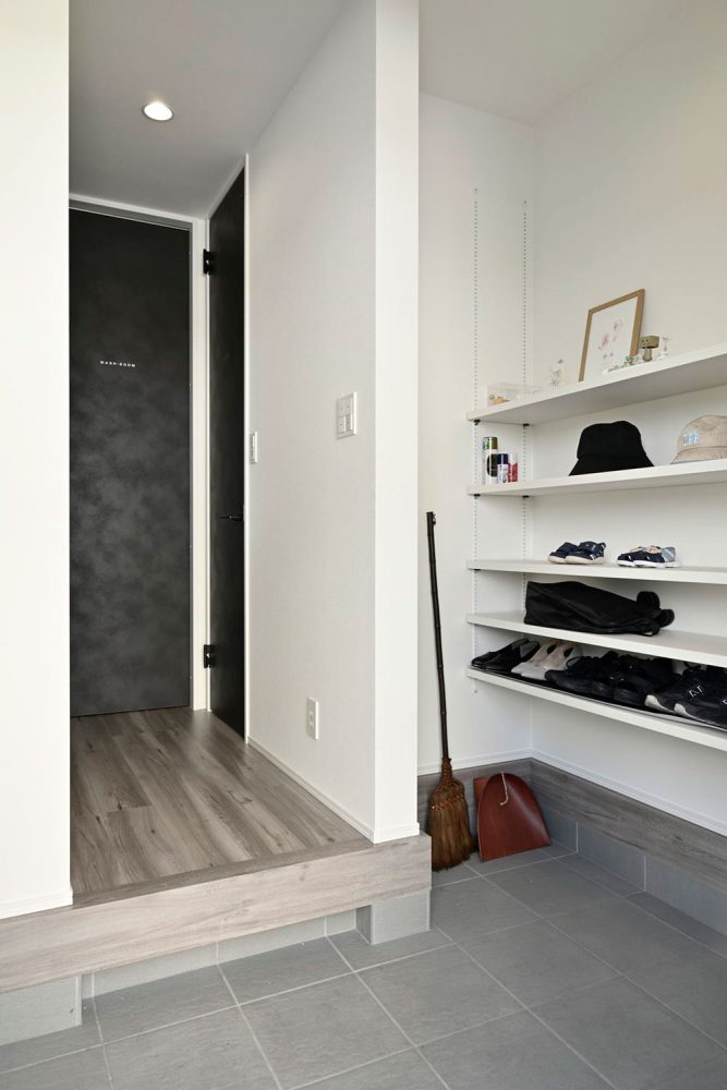 シューズクローゼットの施工事例 23 シューズクローゼットの施工事例