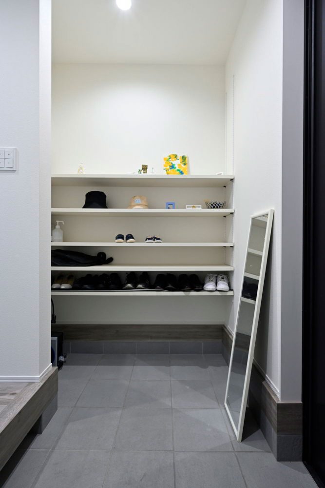 シューズクローゼットの施工事例 22 シューズクローゼットの施工事例