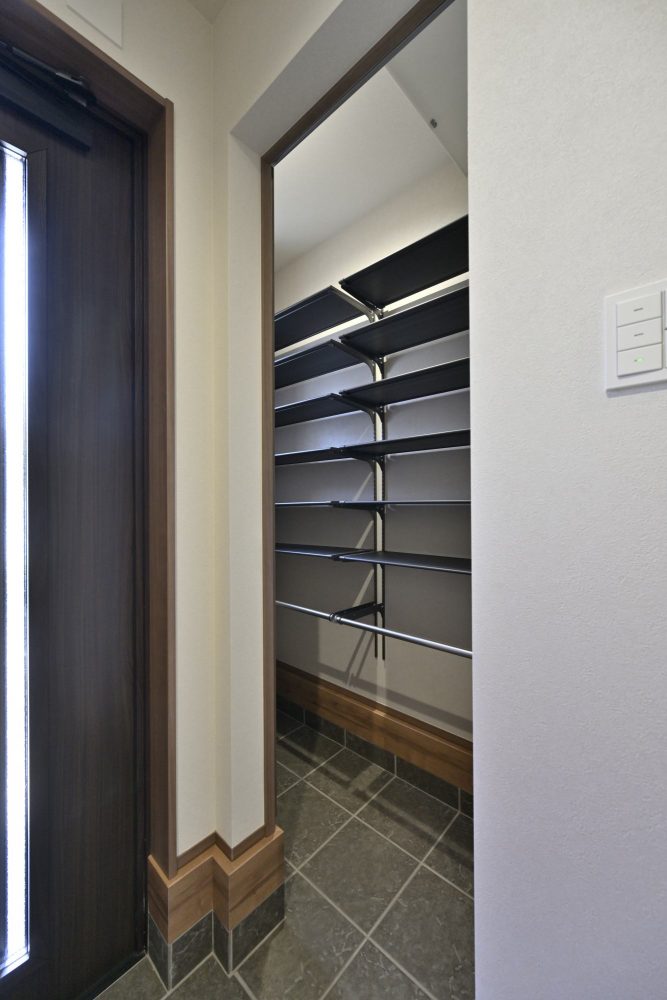 シューズクローゼットの施工事例